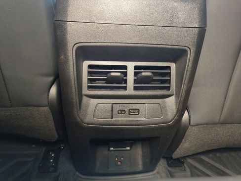 Used 2023 Chevrolet Colorado Z71 w/ Z71 Convenience Package 2 image 21