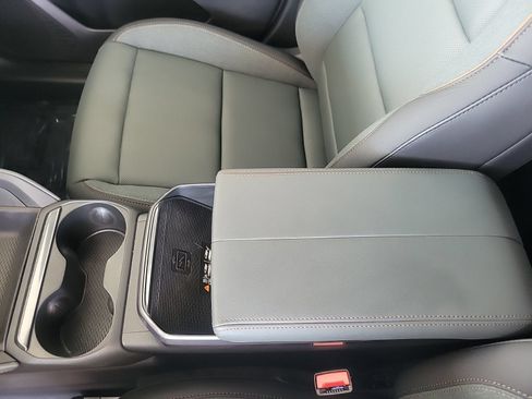 New 2026 GMC Terrain AT4 w/ Convenience Package III AWD/4WD image 16