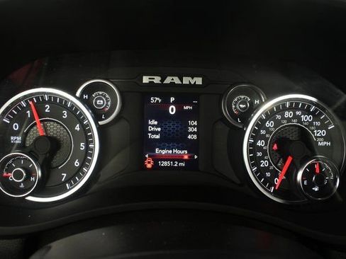 Used 2024 RAM 2500 Big Horn w/ Bed Utility Group image 11