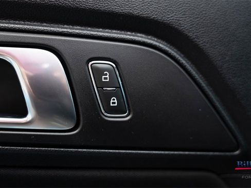 Used 2020 Ford Mustang GT w/ Equipment Group 301A image 16