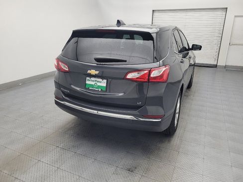 Used 2020 Chevrolet Equinox LT w/ Driver Convenience Package image 6