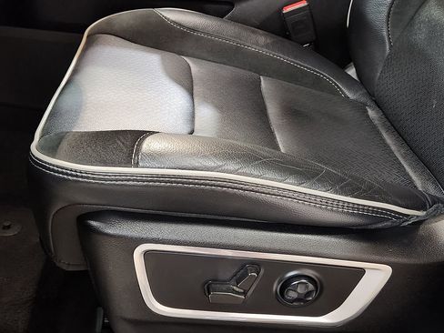 Used 2021 RAM 1500 Laramie w/ Sport Appearance Package image 47