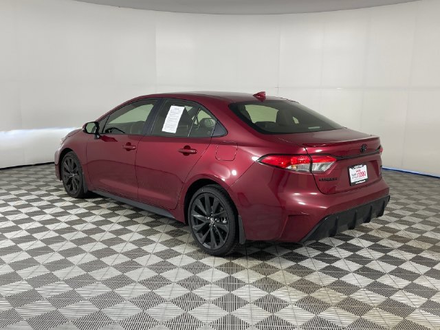 Used 2026 Toyota Corolla SE w/ SE Package FWD image 14