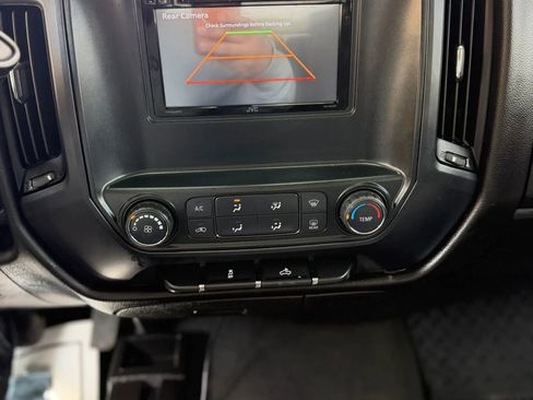 Used 2018 Chevrolet Silverado 1500 Custom w/ Custom Value Package AWD/4WD image 14