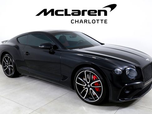Used 2022 Bentley Continental GT image 2