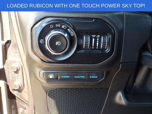 Used 2021 Jeep Wrangler Unlimited Rubicon 4xe w/ Cold Weather Group AWD/4WD image 21