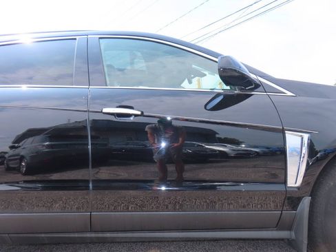 Used 2015 Cadillac SRX Luxury AWD/4WD image 21