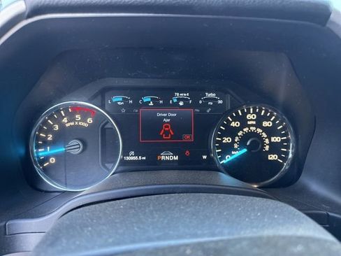 Used 2018 Ford F150 Lariat w/ Equipment Group 502A Luxury AWD/4WD image 34
