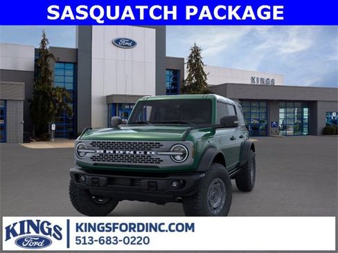 New 2025 Ford Bronco Badlands image 2