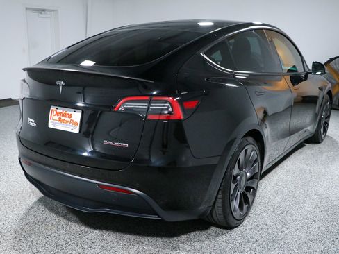 Used 2022 Tesla Model Y Performance AWD/4WD image 7