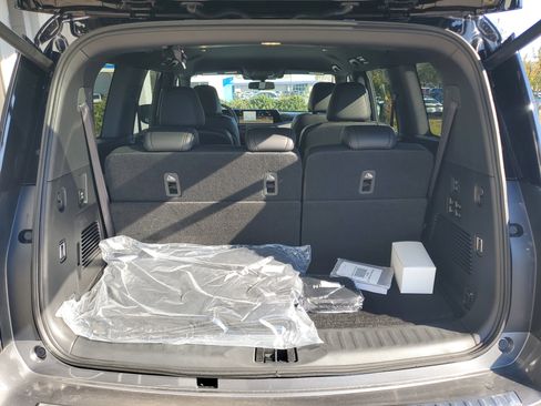 New 2026 Nissan Armada PRO-4X image 5