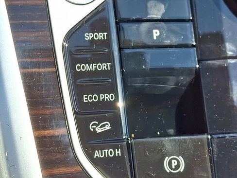 Used 2026 BMW X6 xDrive40i w/ Premium Package AWD/4WD image 18