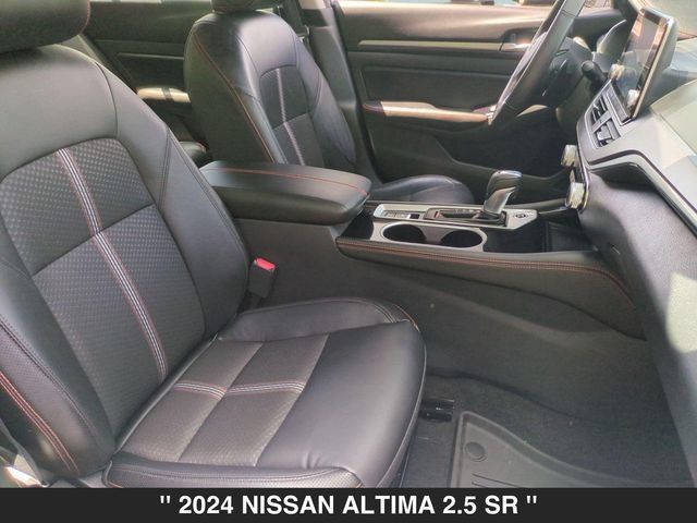 Used 2024 Nissan Altima 2.5 SR AWD/4WD image 31