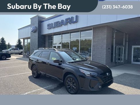Used 2025 Subaru Outback Onyx Edition AWD/4WD image 1