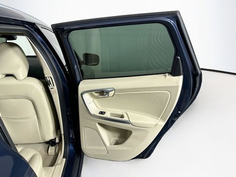Used 2015 Volvo XC60 T5 Premier FWD image 30
