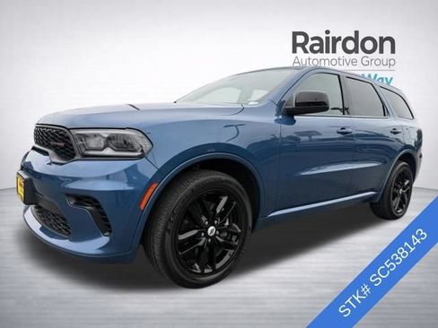 Used 2025 Dodge Durango GT AWD/4WD image 3