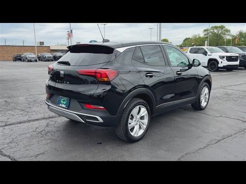 Used 2024 Buick Encore GX Preferred FWD image 8