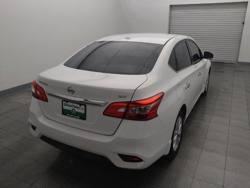 Used 2019 Nissan Sentra SV FWD image 7