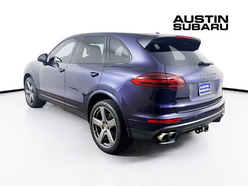 Used 2017 Porsche Cayenne S image 5