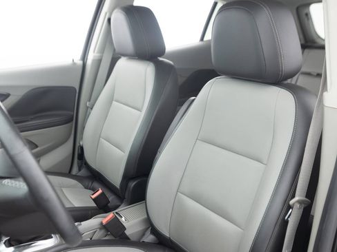 Used 2014 Buick Encore Leather FWD image 24