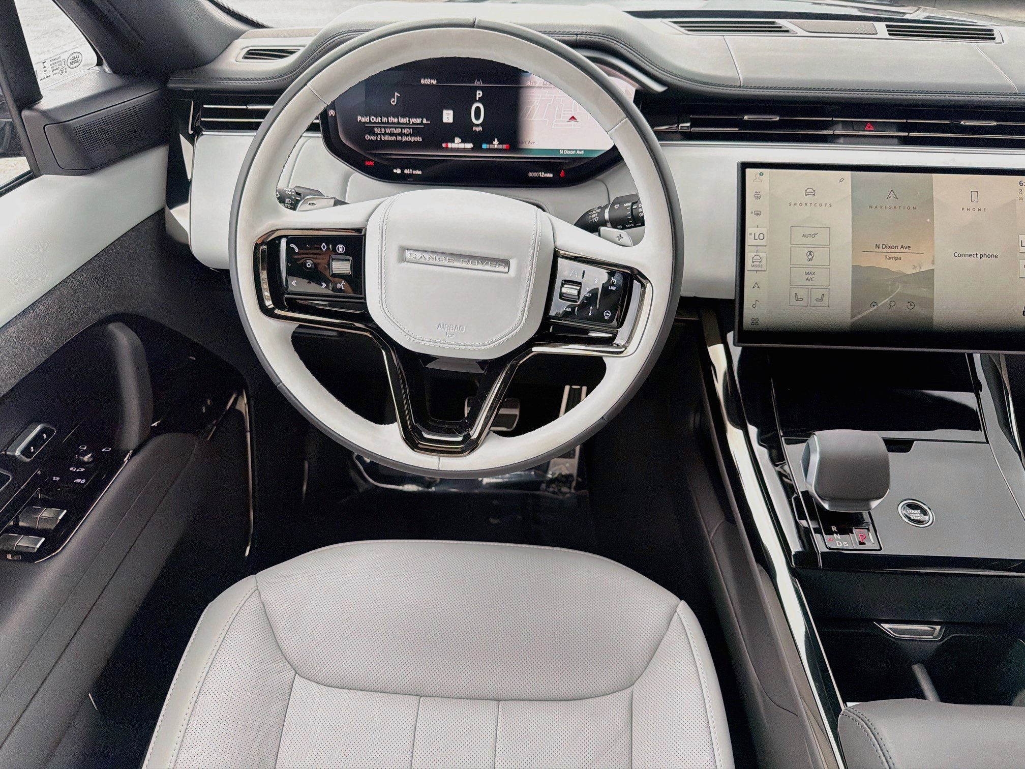 New 2027 Land Rover Range Rover Sport Dynamic SE AWD/4WD image 18