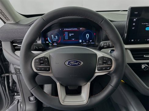 New 2026 Ford Explorer Active w/ Active Comfort Package image 12