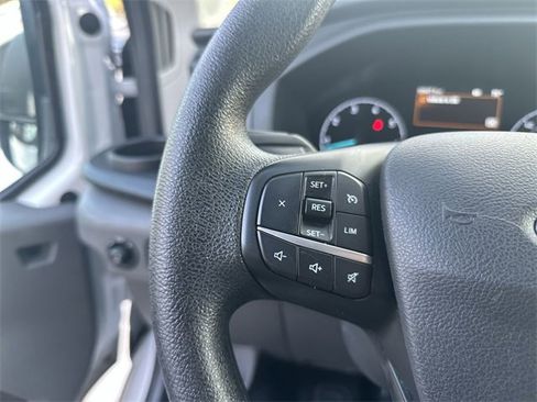 Used 2023 Ford Transit 350 XLT image 32