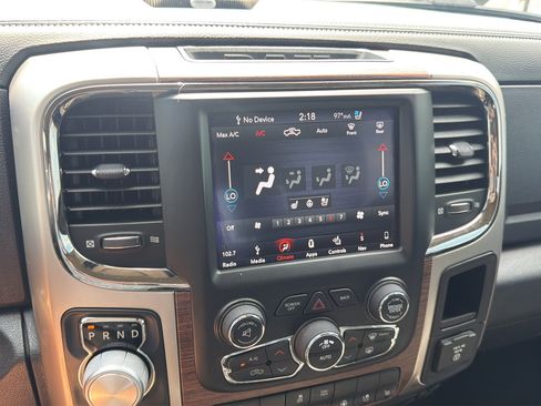 Used 2018 RAM 1500 Laramie AWD/4WD image 24