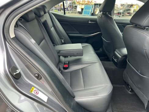 Used 2016 Lexus IS 300 AWD w/ Navigation System Package image 15