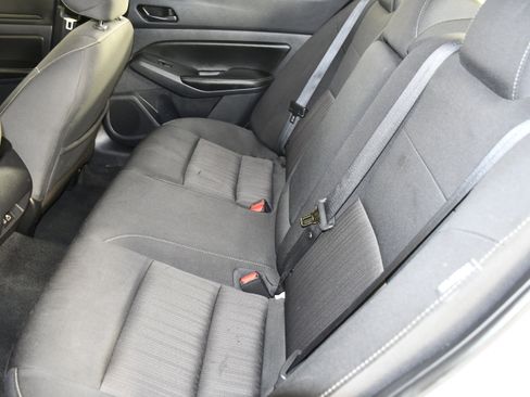 Used 2024 Nissan Altima 2.5 SV FWD image 46