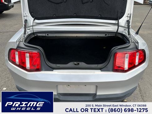 Used 2010 Ford Mustang Premium image 12