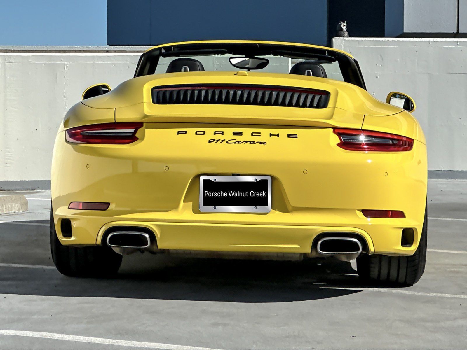 Used 2017 Porsche 911 Carrera RWD image 8