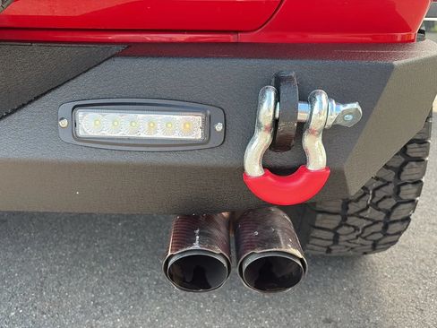 Used 2021 Jeep Wrangler Unlimited Sahara w/ Uconnect 4C Nav & Sound Group AWD/4WD image 19