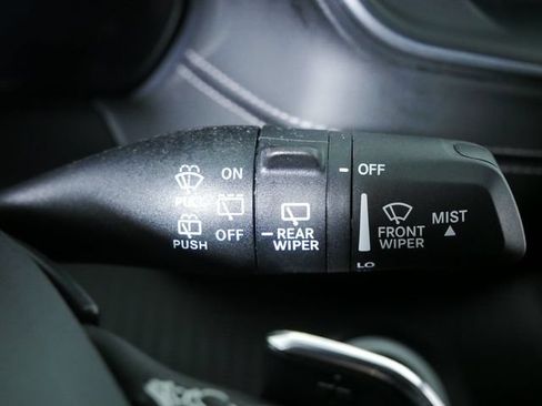 Used 2024 Jeep Grand Cherokee Altitude AWD/4WD image 31