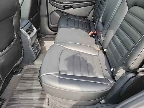 Used 2022 Ford Edge SEL w/ Convenience Package AWD/4WD image 10