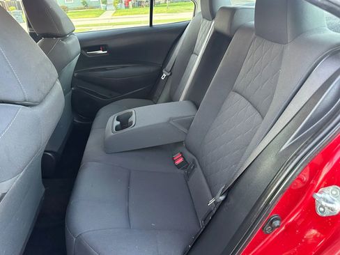 Used 2020 Toyota Corolla LE image 17