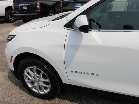 Certified 2023 Chevrolet Equinox LT w/ LPO, Floor Liner Package image 9