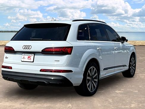 Used 2022 Audi Q7 2.0T Premium Plus w/ Premium Plus Package AWD/4WD image 4