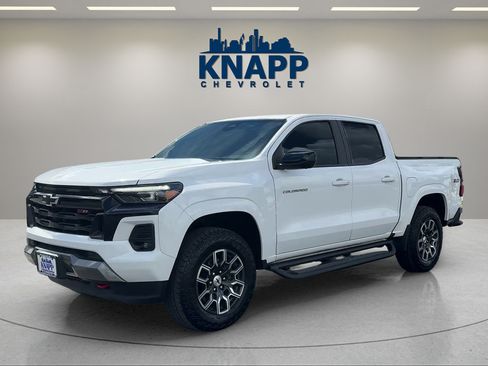 Used 2024 Chevrolet Colorado Z71 w/ Z71 Convenience Package 2 AWD/4WD image 1