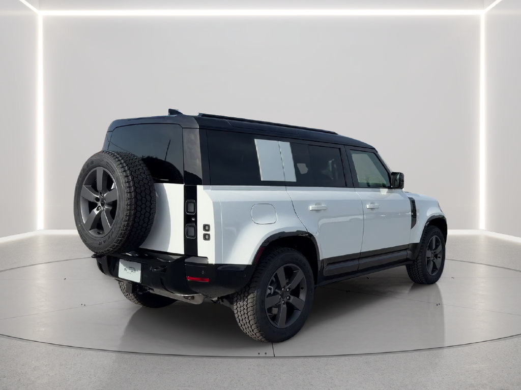 New 2026 Land Rover Defender 110 X-Dynamic SE AWD/4WD image 5