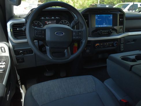 Used 2022 Ford F150 XLT AWD/4WD image 17