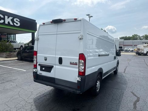 Used 2017 RAM ProMaster 3500 w/ Premium Appearance Group FWD image 8