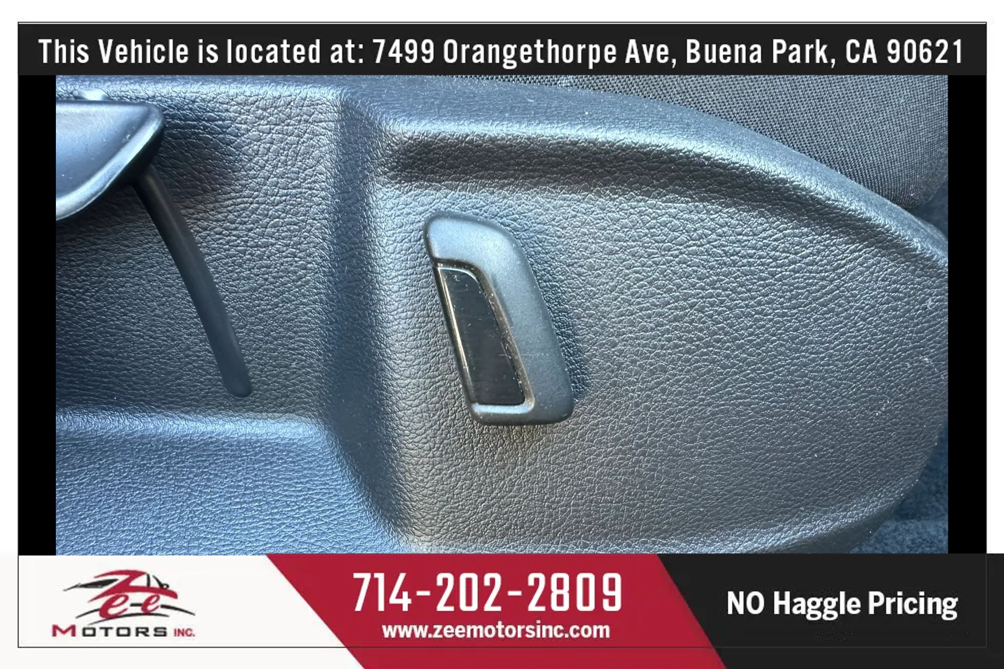 Used 2016 Volkswagen Golf 4-Door FWD image 40