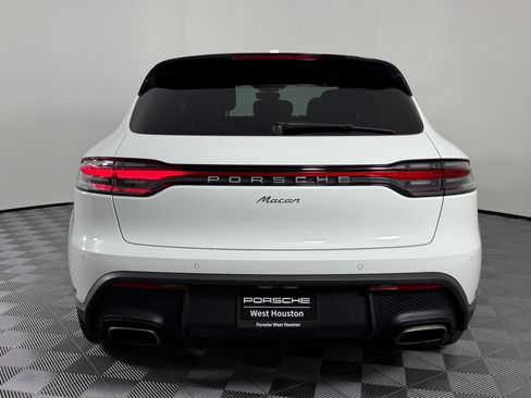 New 2025 Porsche Macan image 10
