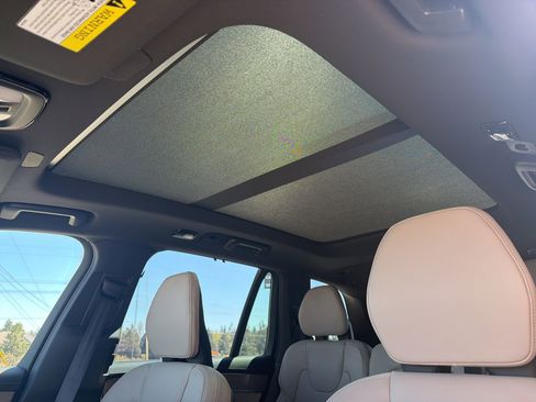 New 2026 Volvo XC90 B6 Ultra w/ Protection Package AWD/4WD image 17