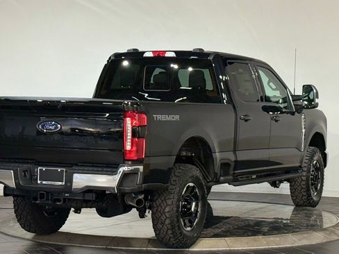 New 2026 Ford F250 XLT w/ XLT Premium Package AWD/4WD image 8