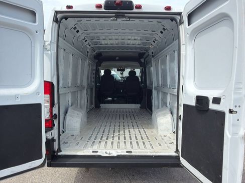 Used 2023 RAM ProMaster 3500 FWD image 5