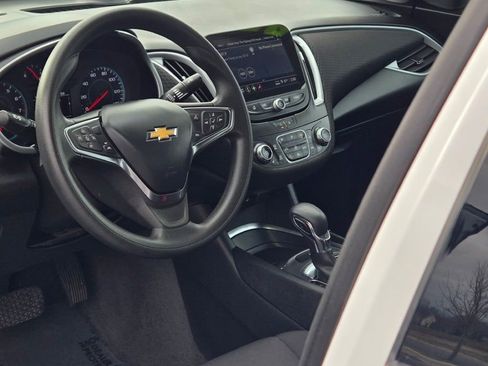 Used 2023 Chevrolet Malibu LT image 22