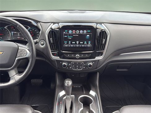 Used 2019 Chevrolet Traverse High Country AWD/4WD image 15