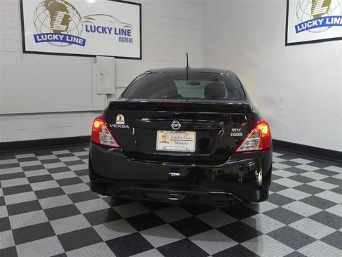 Used 2018 Nissan Versa SV w/ SV Special Edition Package FWD image 8